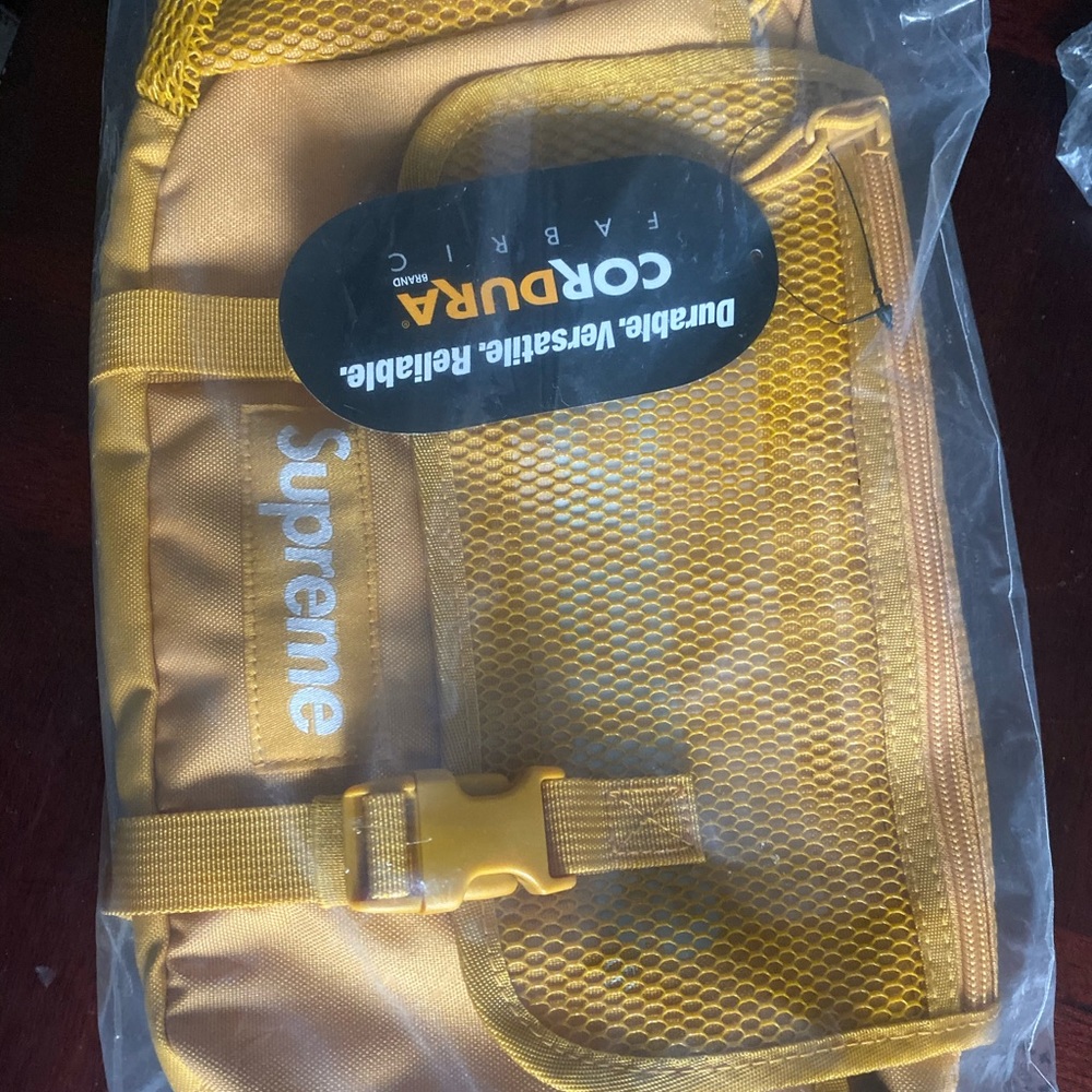 Supreme SS20 Waist Bag authentic New - Picture 3 of 5